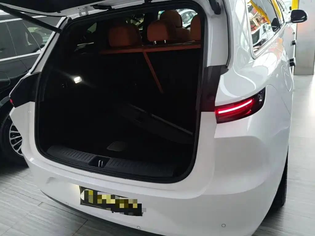 Li Auto Li L6 — миниатюра 19