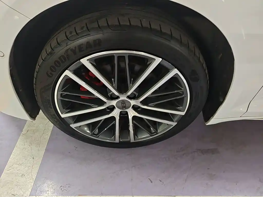 Geely Xingrui — миниатюра 23
