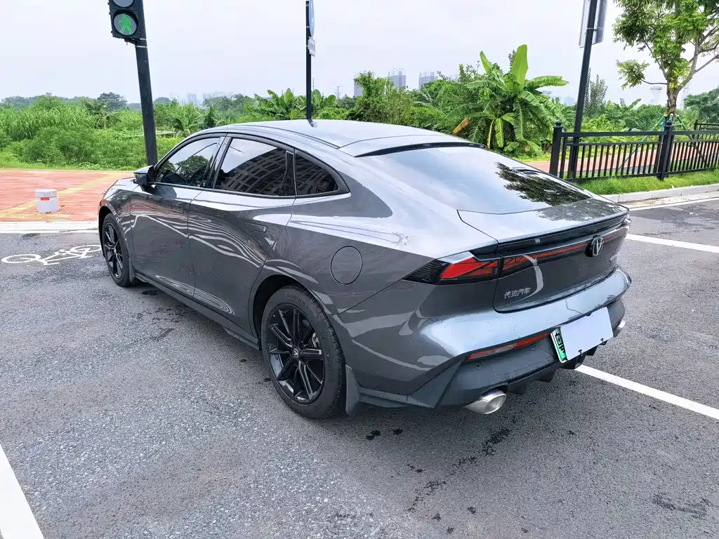 Changan UNI-V iDD — миниатюра 8