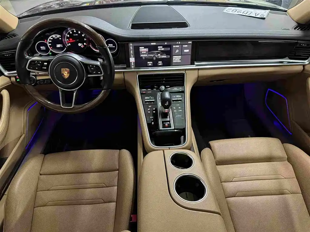 Porsche Panamera — миниатюра 6