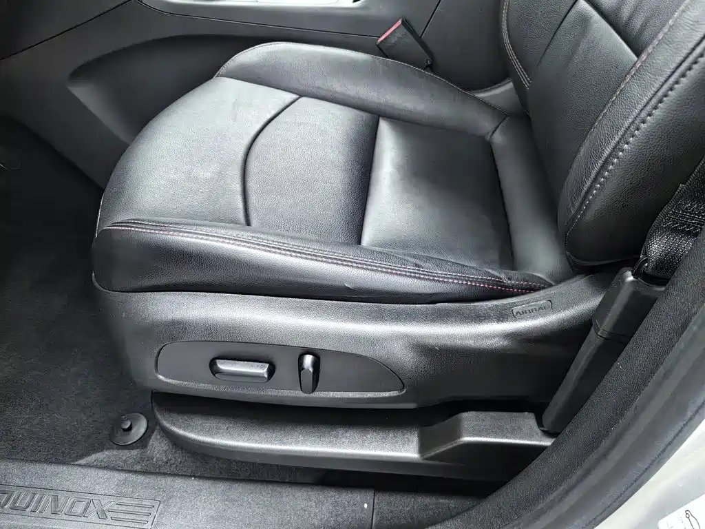 Chevrolet Equinox — миниатюра 20