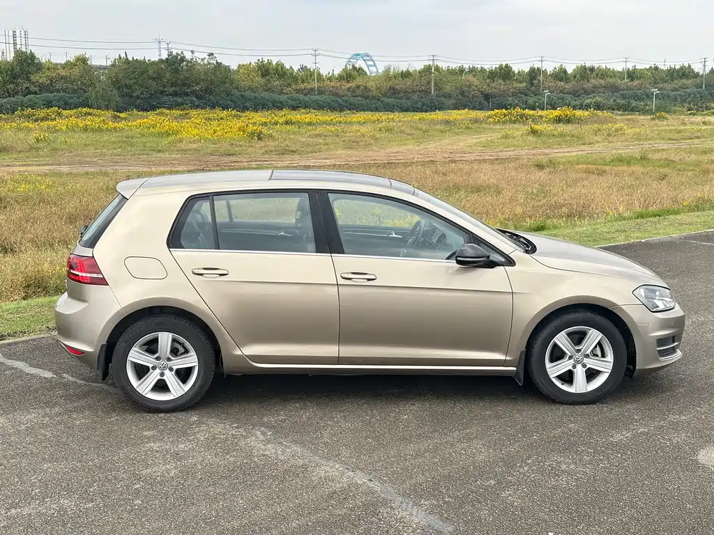 Volkswagen Golf — миниатюра 15