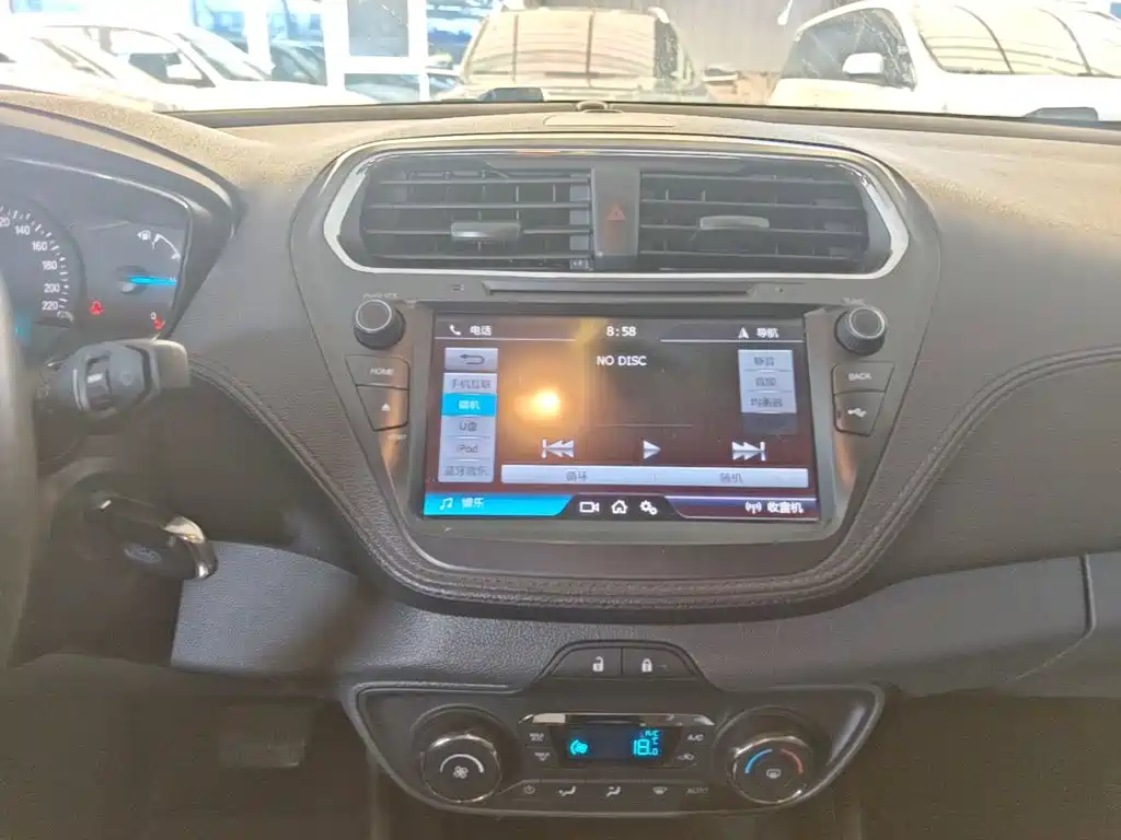 Ford Escort — миниатюра 13