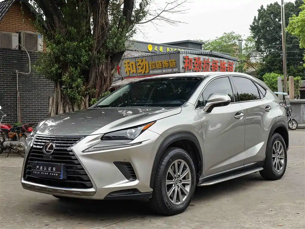 Lexus NX 2018