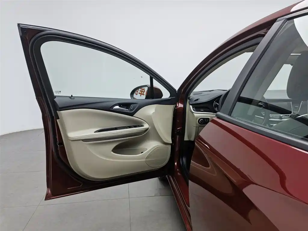 Buick Verano 2018 15S AT Lead