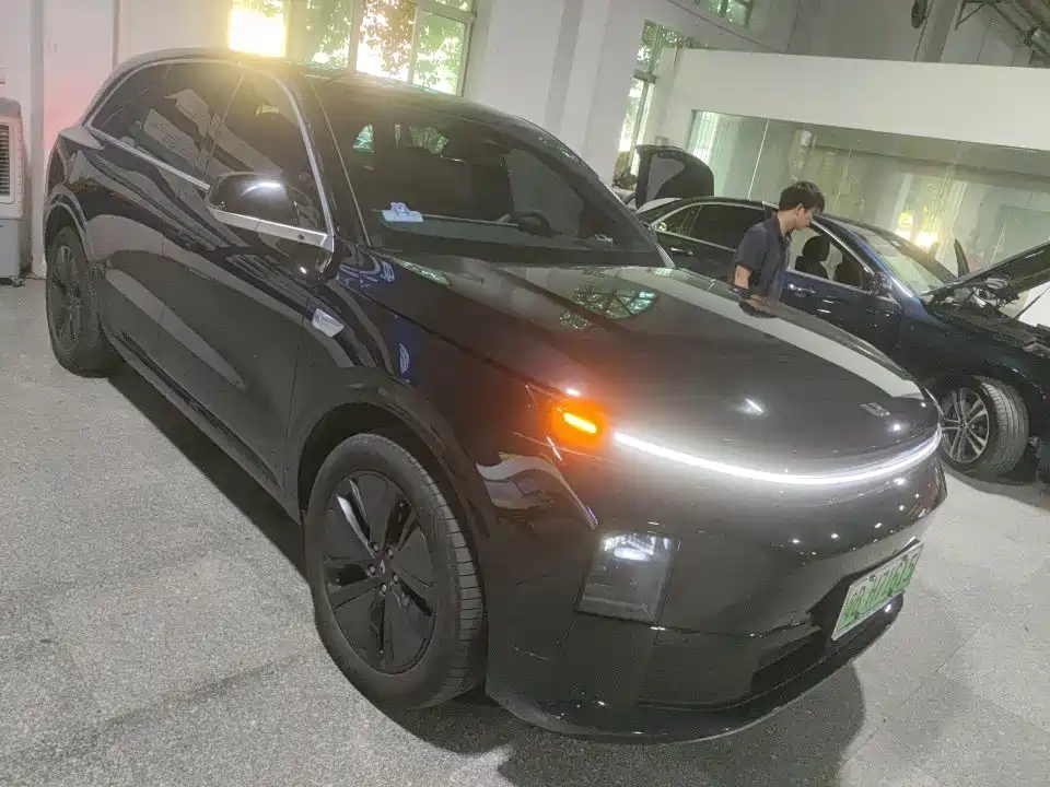 Li Auto Li L6 — миниатюра 2