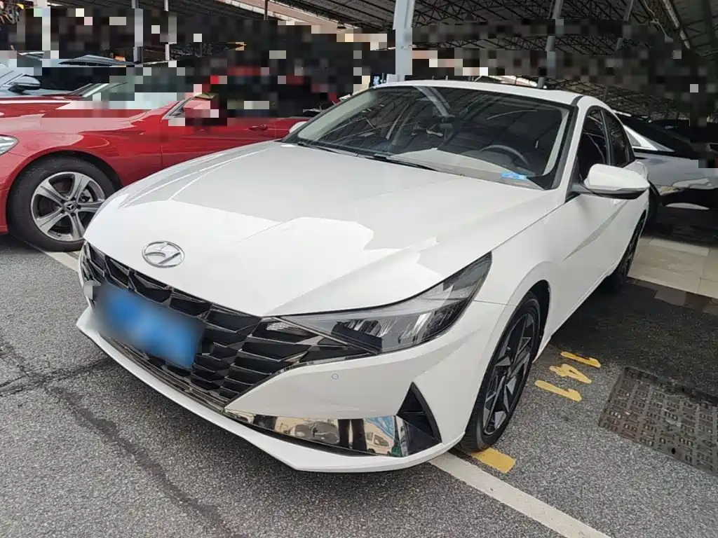 Hyundai Elantra — миниатюра 2