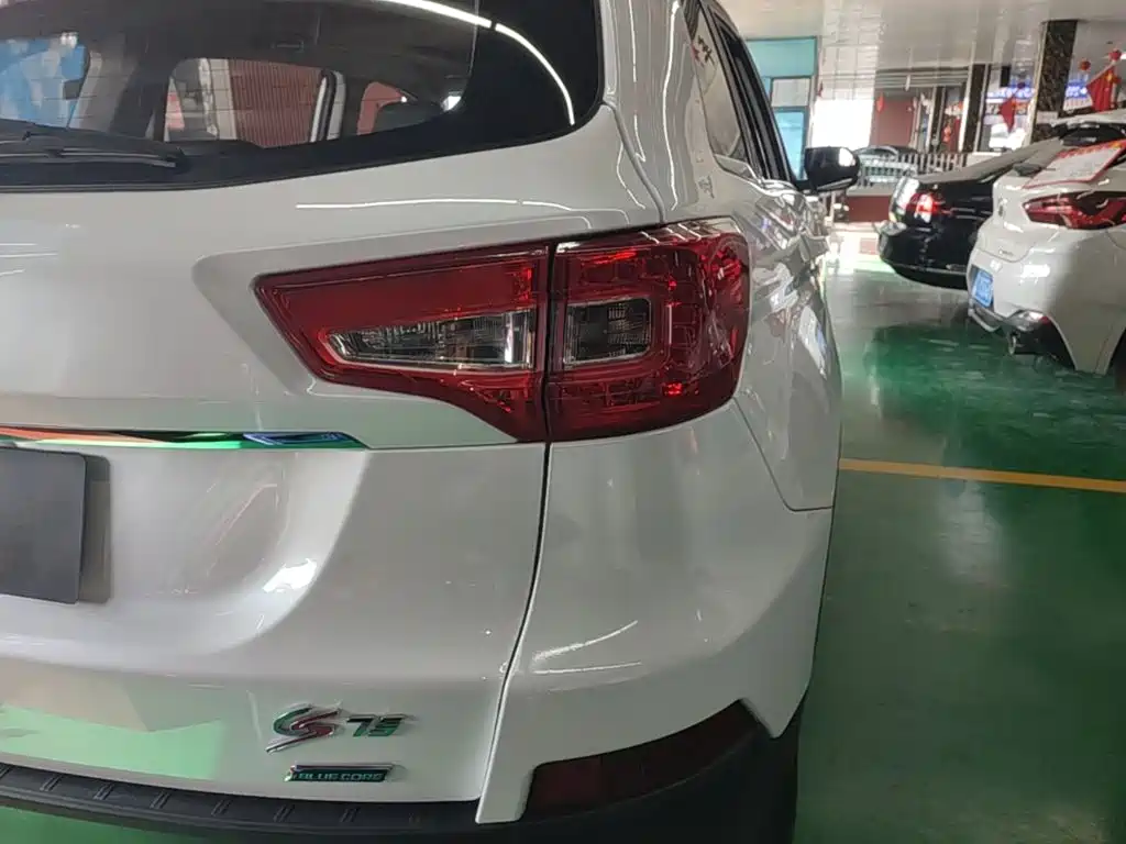 Changan CS75 — миниатюра 8