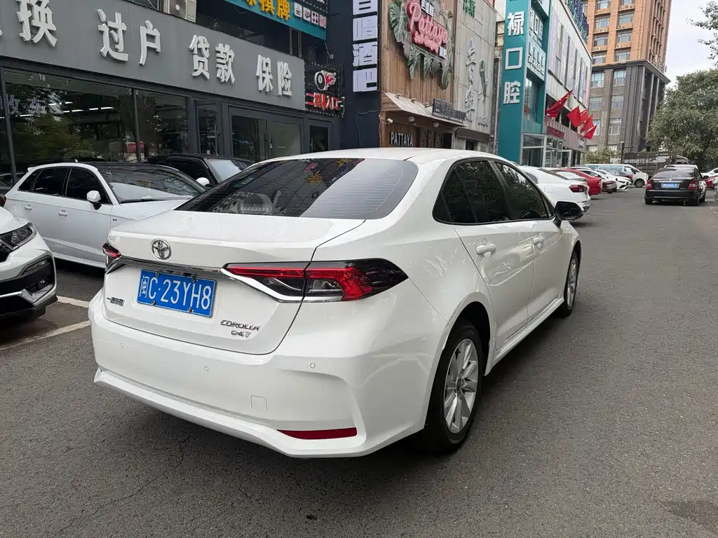 Toyota Corolla — миниатюра 6
