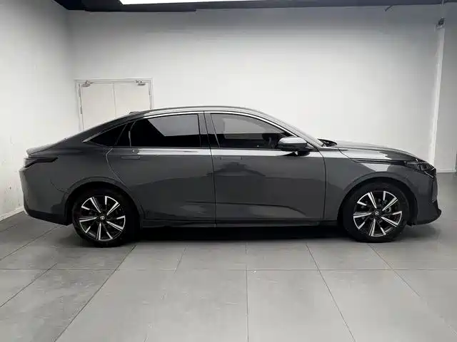 Changan Yida — миниатюра 7