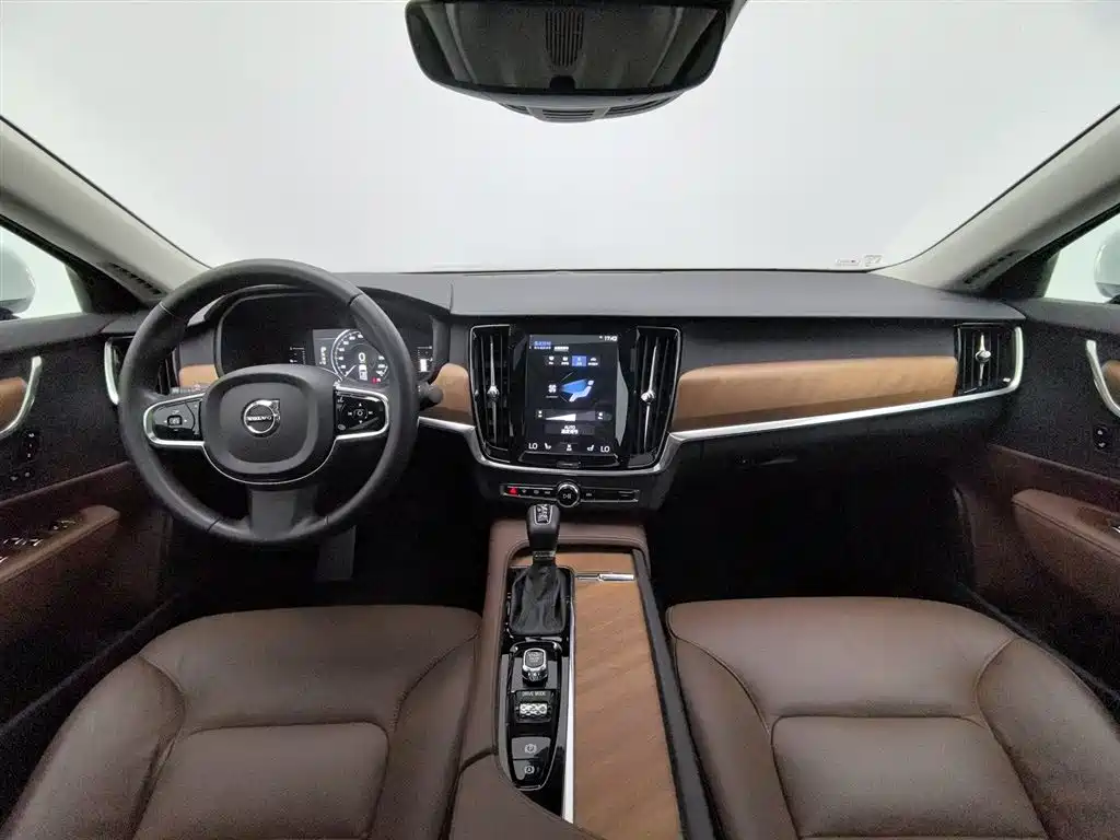 Volvo S90 2019 T5