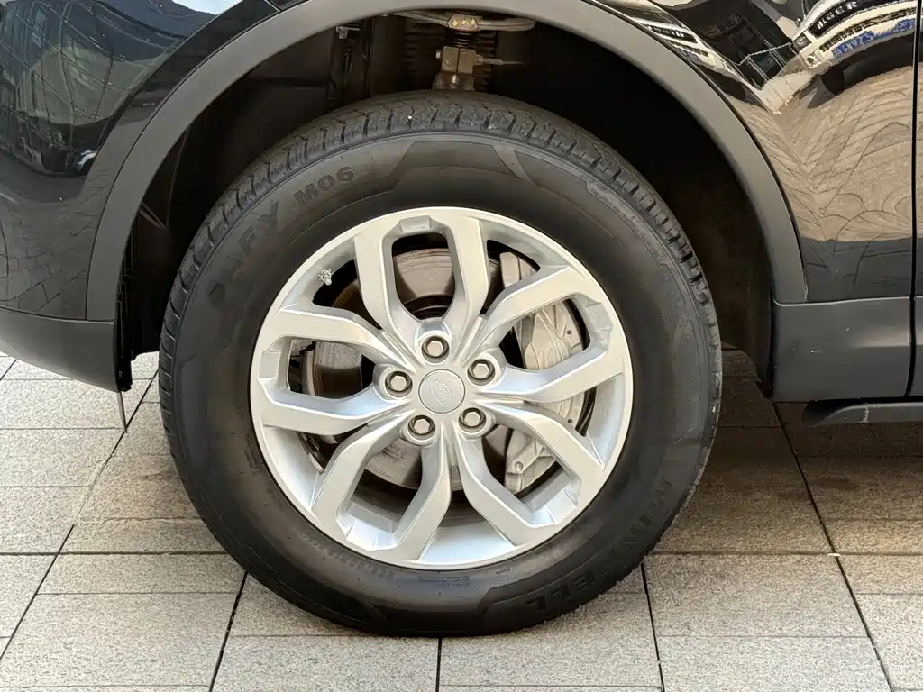 Land Rover Discovery — миниатюра 10