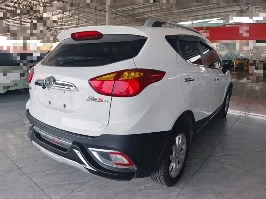 JAC S3 2014 1.5L CVT Luxury