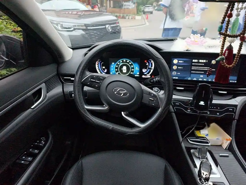 Hyundai Mistra — миниатюра 3