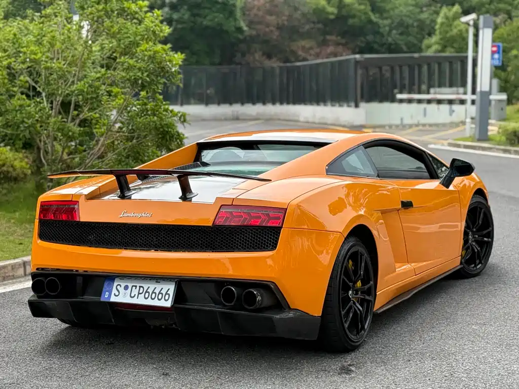 Lamborghini Gallardo 2011 LP 570-4 Superleggera