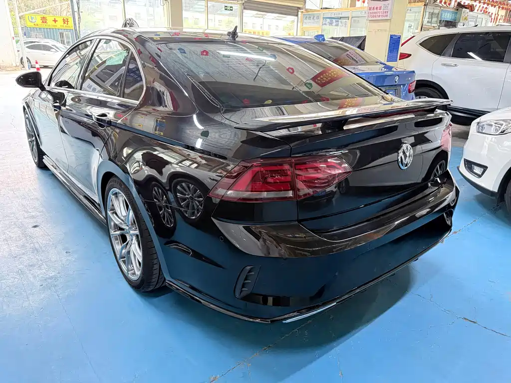 Volkswagen Lamando — миниатюра 17