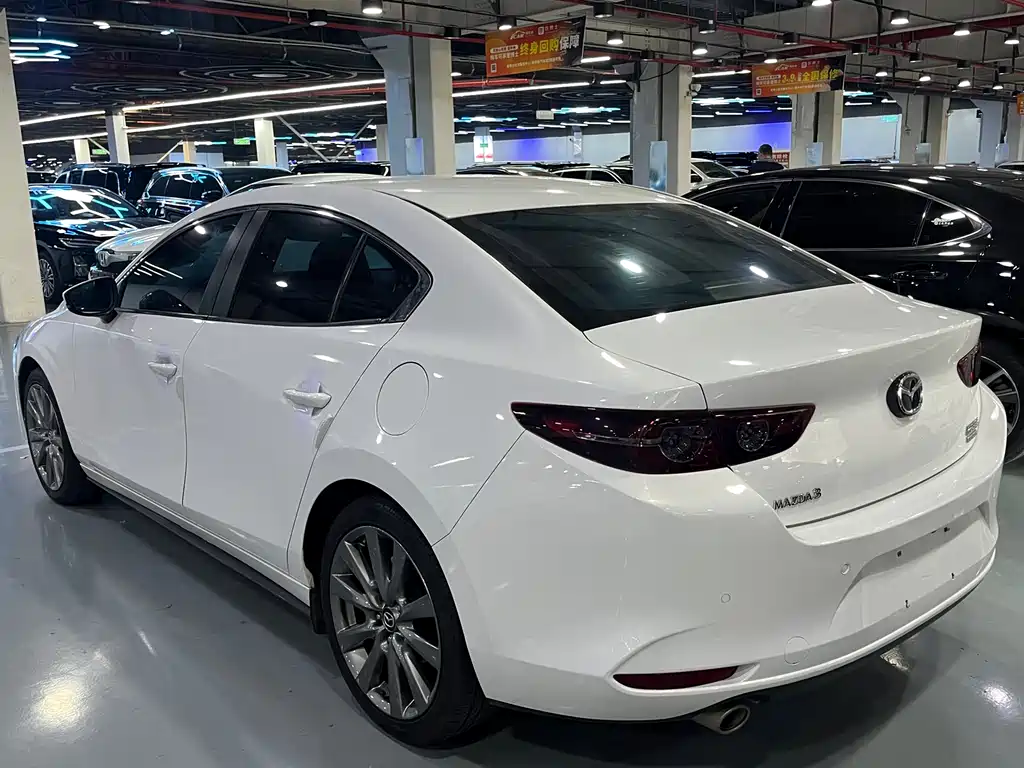 MAZDA 3 ANGKESAILA