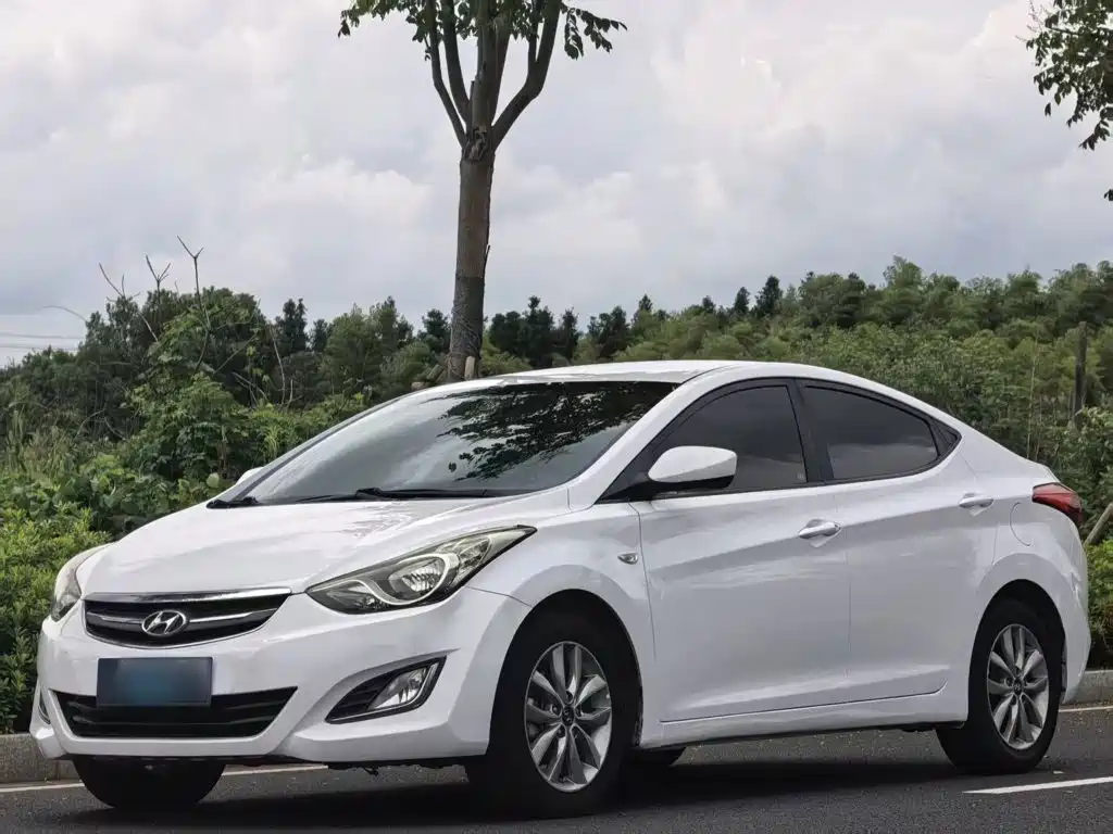 Hyundai Elantra Langdong — миниатюра 7