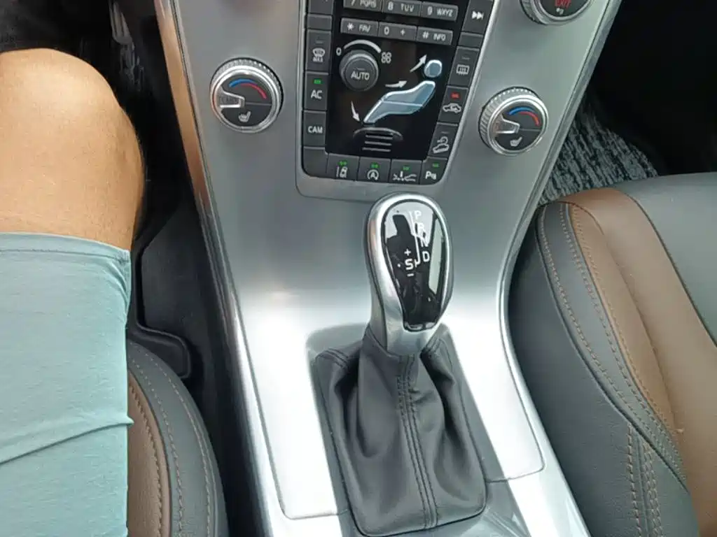 Volvo XC60 — миниатюра 14