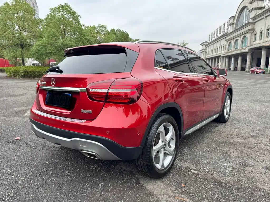 Mercedes-Benz GLA — миниатюра 7