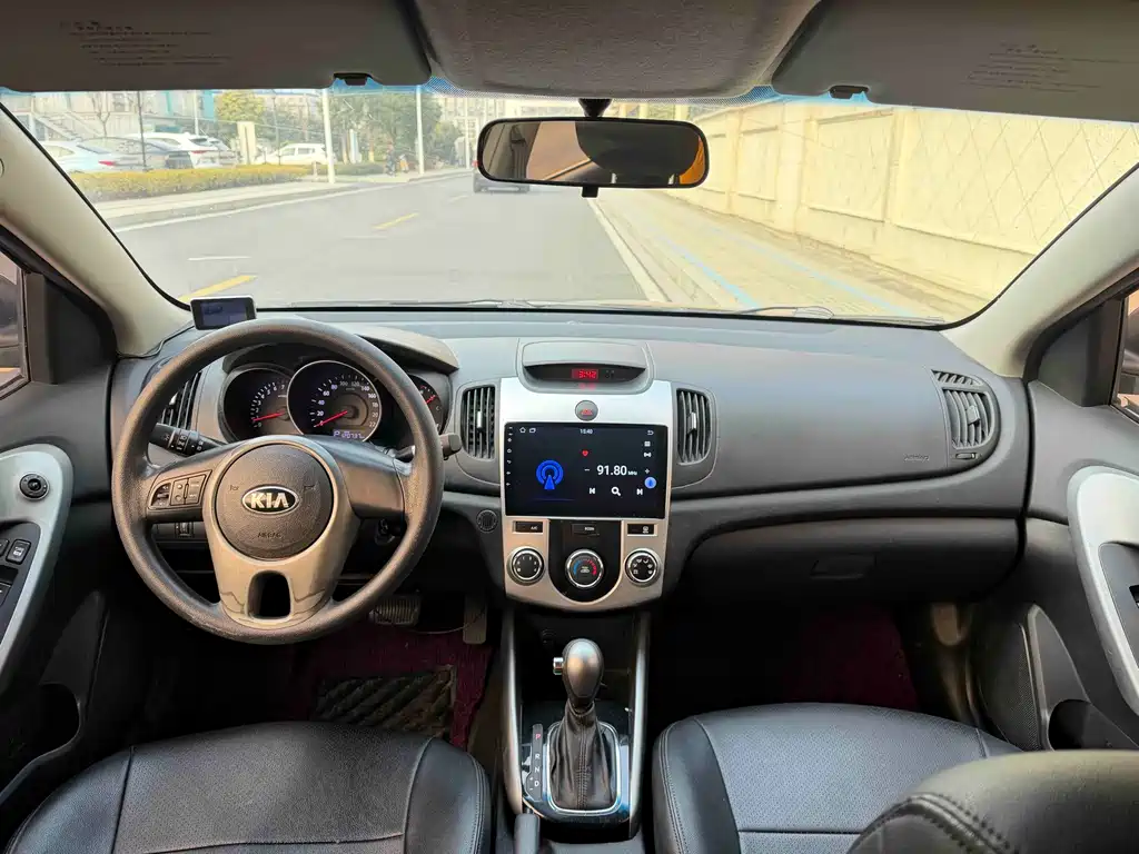 Kia Forte — миниатюра 8
