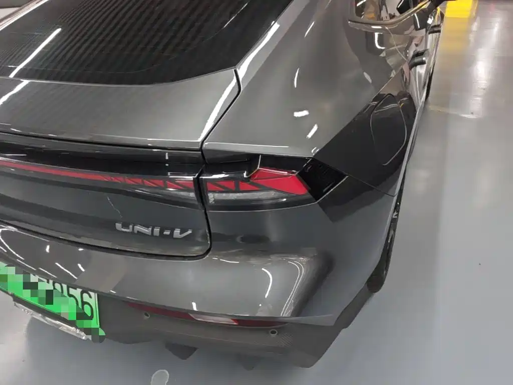 Changan UNI-V iDD — миниатюра 8
