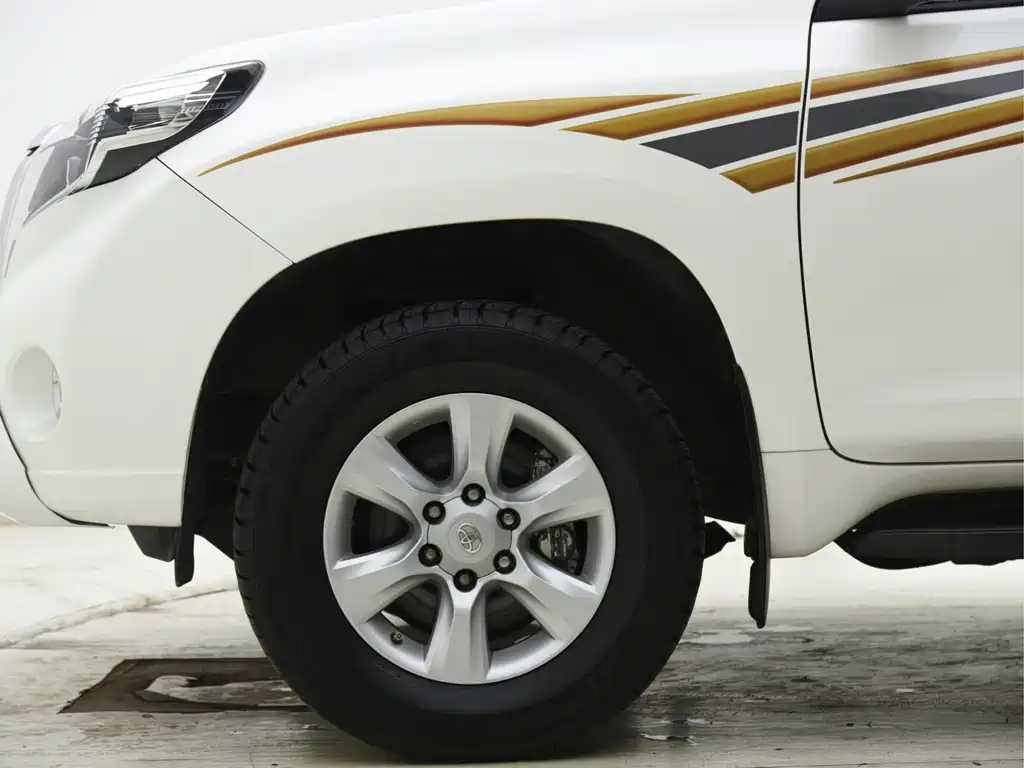 Toyota Prado (Import) — миниатюра 7