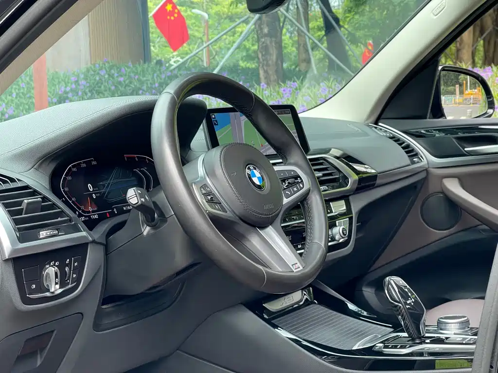 BMW X3 — миниатюра 14