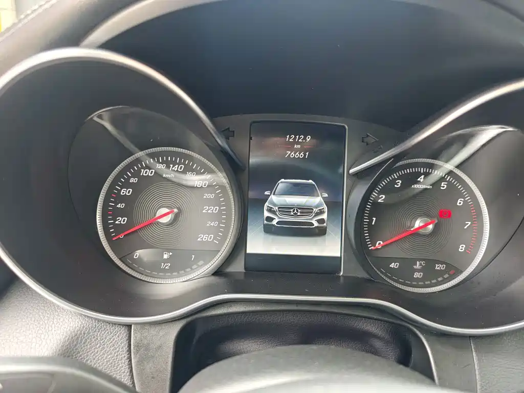 Mercedes-Benz GLC — миниатюра 7