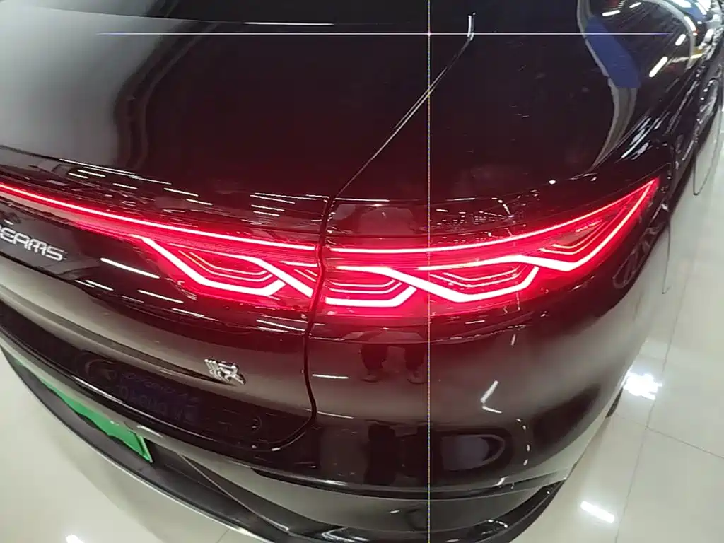 BYD Han — миниатюра 8