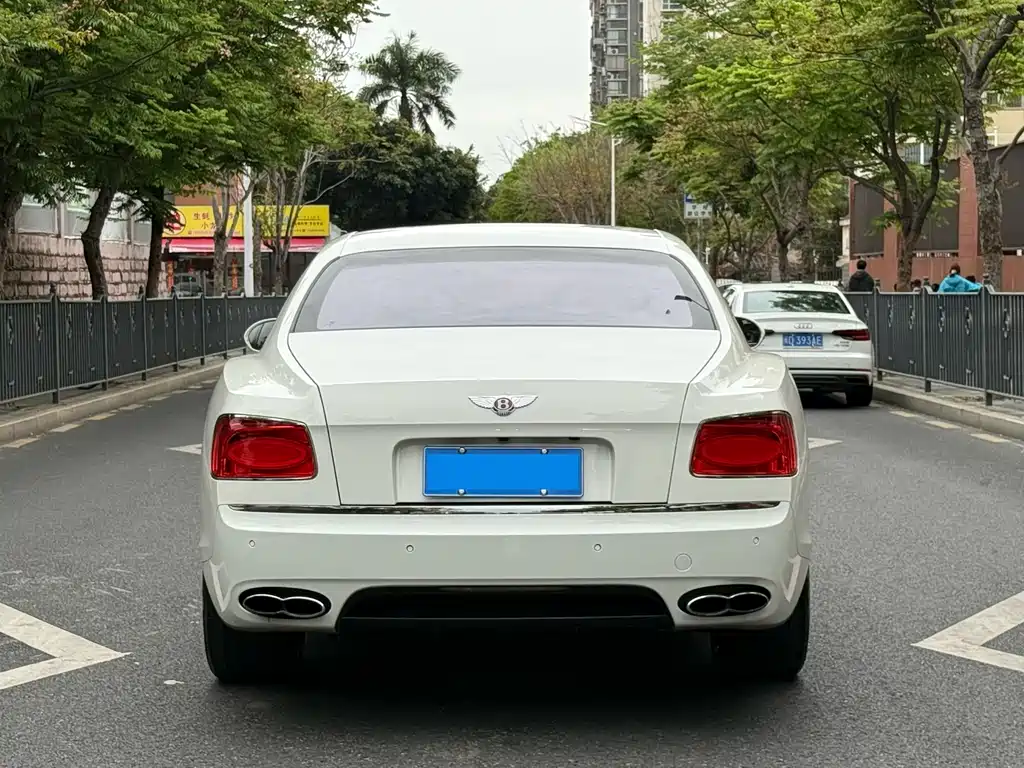 Bentley Flying Spur 2017 4.0T V8 S Standard