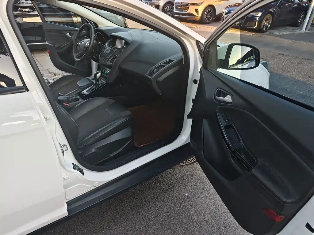Ford Focus — миниатюра 8