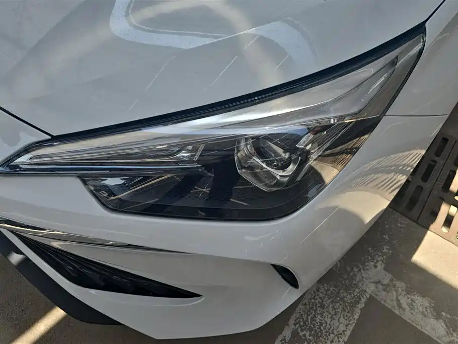 Roewe i5 2023 1.5L MT