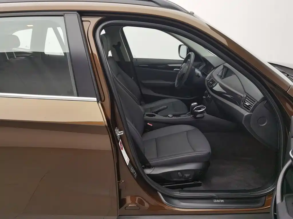 BMW X1 (Import) — миниатюра 23