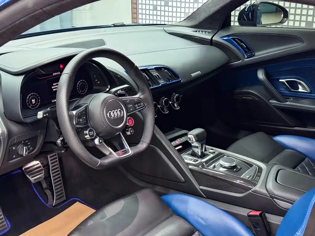 Audi R8 — миниатюра 4