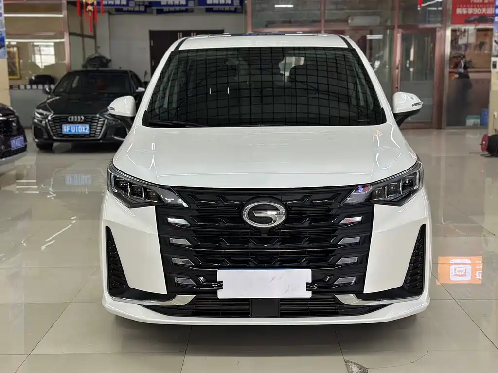 GAC M6 2021 270T DCT Luxury （ мест）