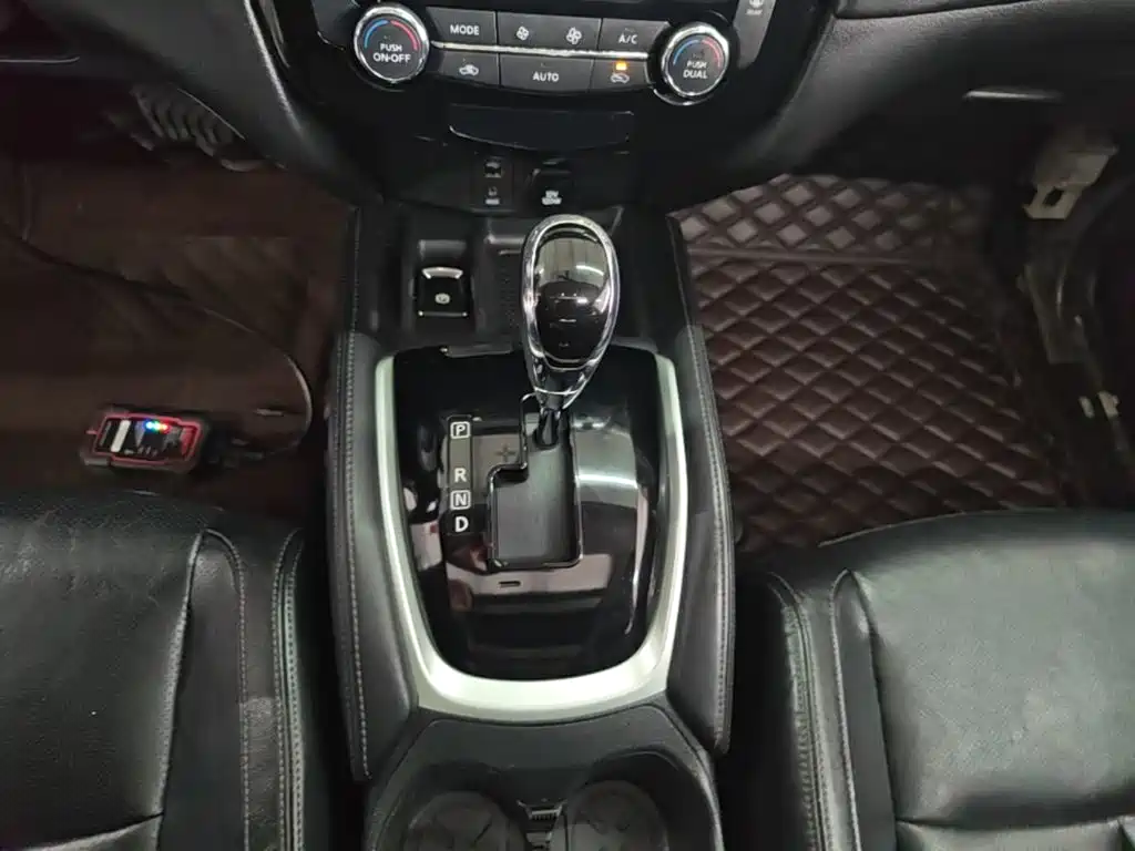 Nissan X-Trail — миниатюра 14