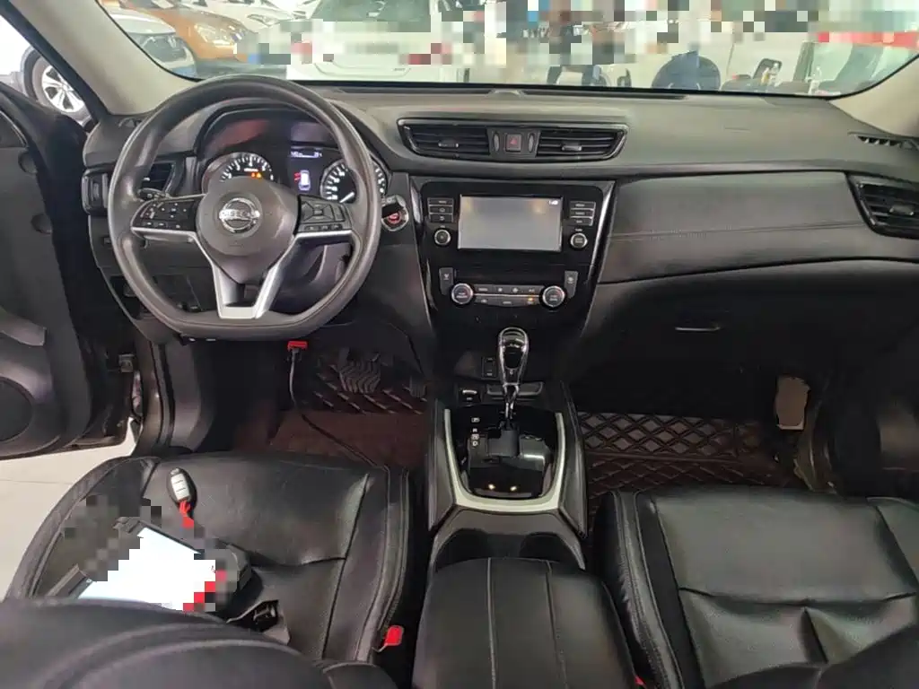 Nissan X-Trail — миниатюра 10