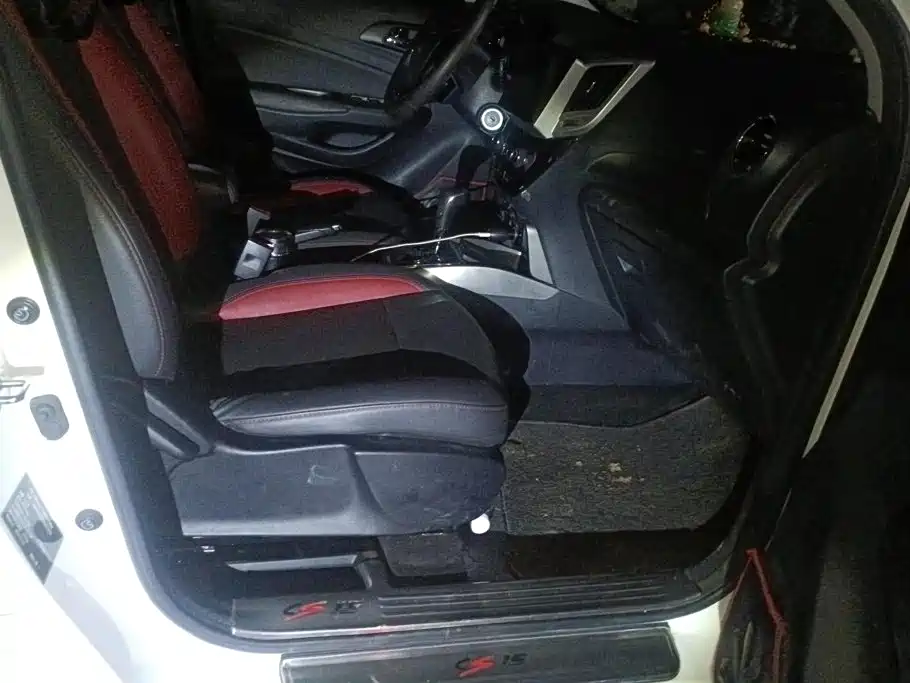 Changan CS15 — миниатюра 8