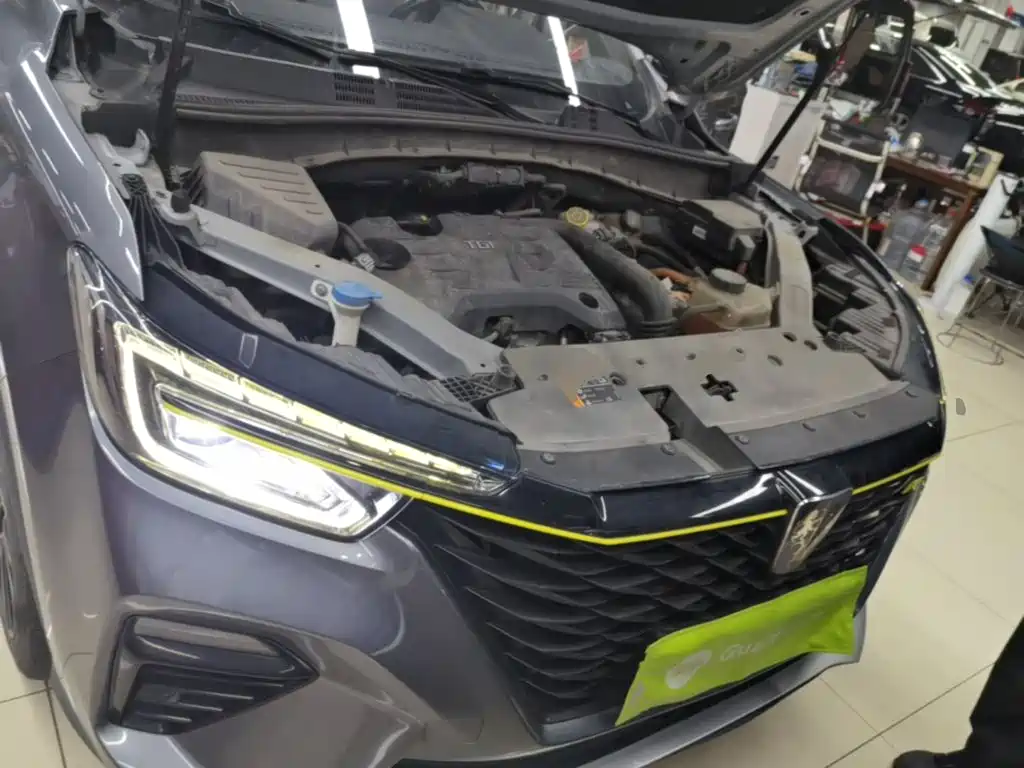 Roewe RX5 New Energy — миниатюра 20