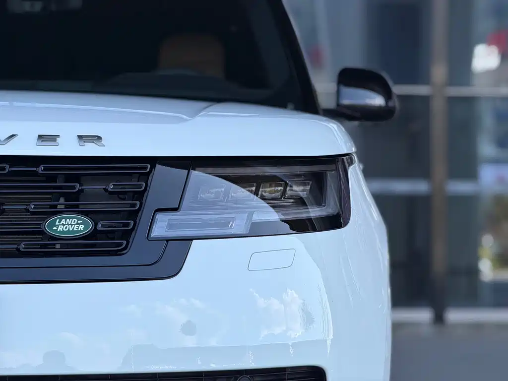 Land Rover Range Rover — миниатюра 6