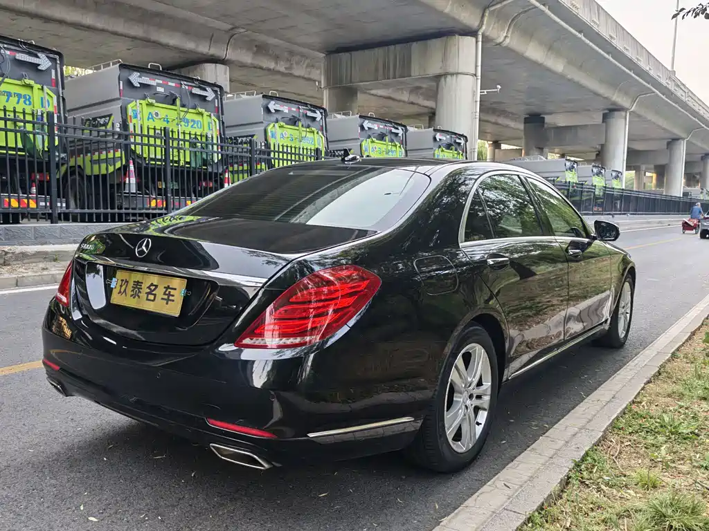 Mercedes-Benz S-Class — миниатюра 8