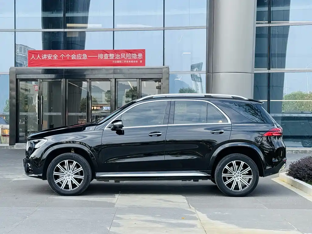 Mercedes-Benz GLE (Import) — миниатюра 3