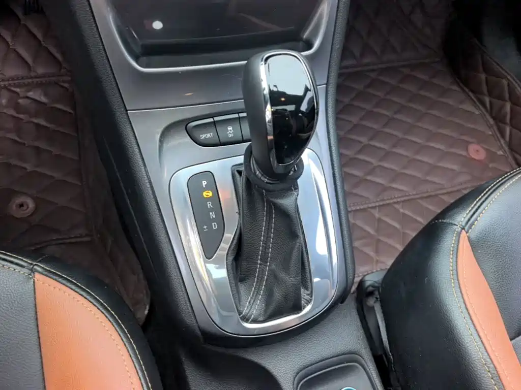 Buick Verano — миниатюра 14
