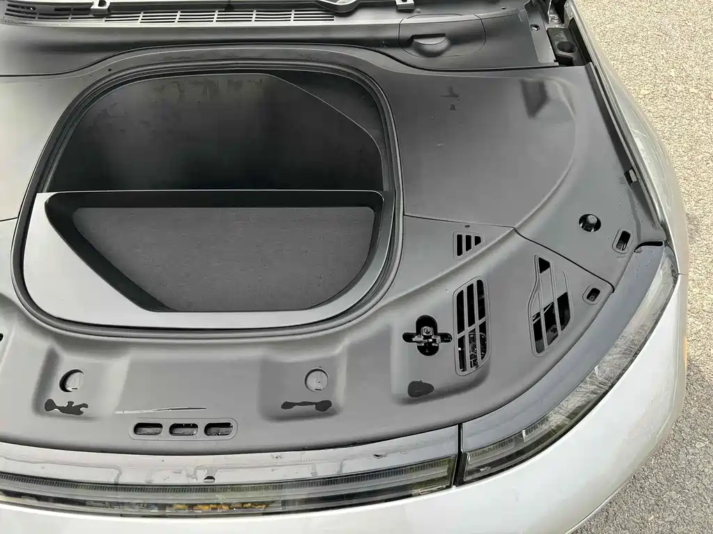 XPeng P7 — миниатюра 15