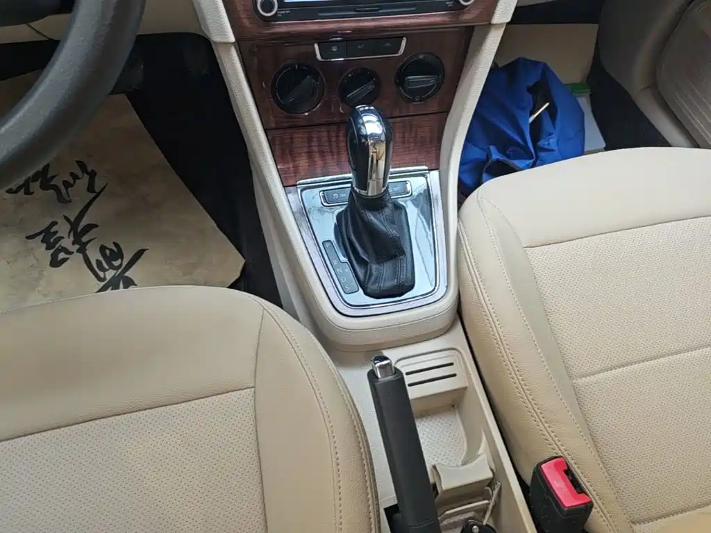 Volkswagen Lavida — миниатюра 14
