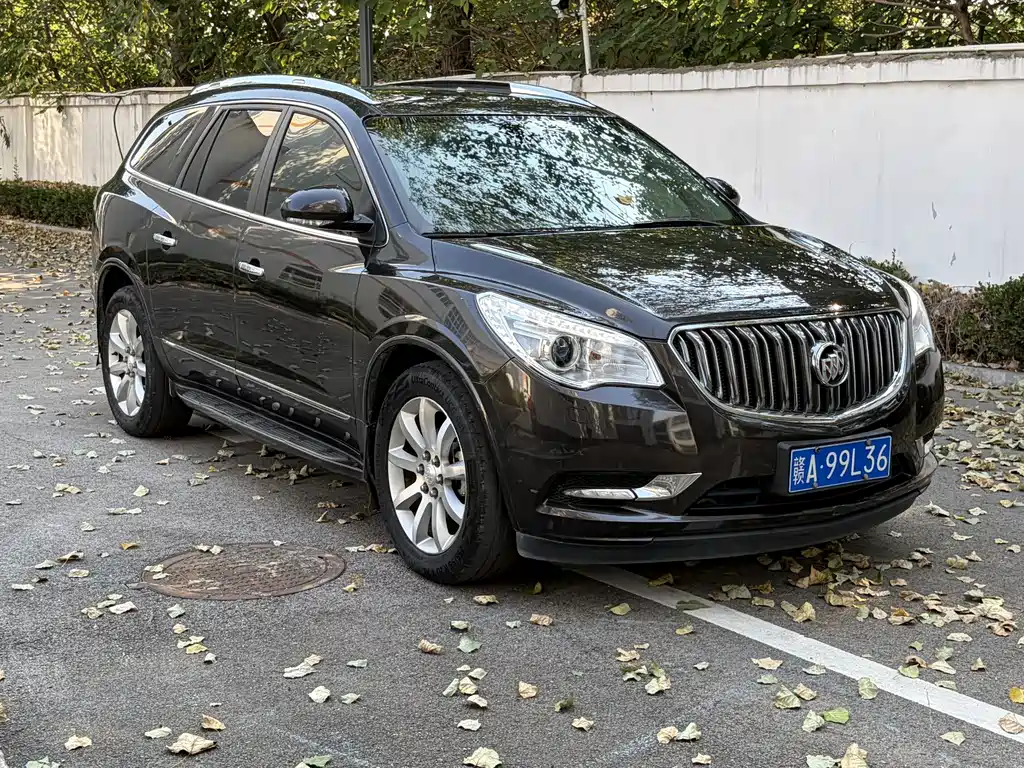 Buick Enclave — миниатюра 3