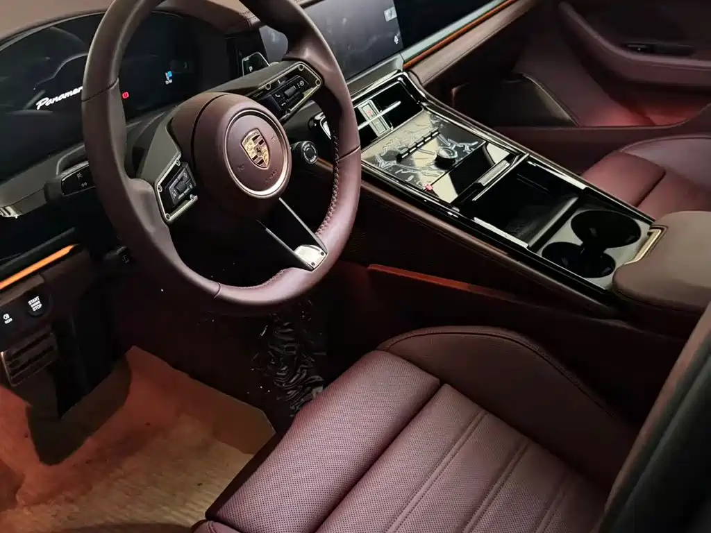 Porsche Panamera — миниатюра 3