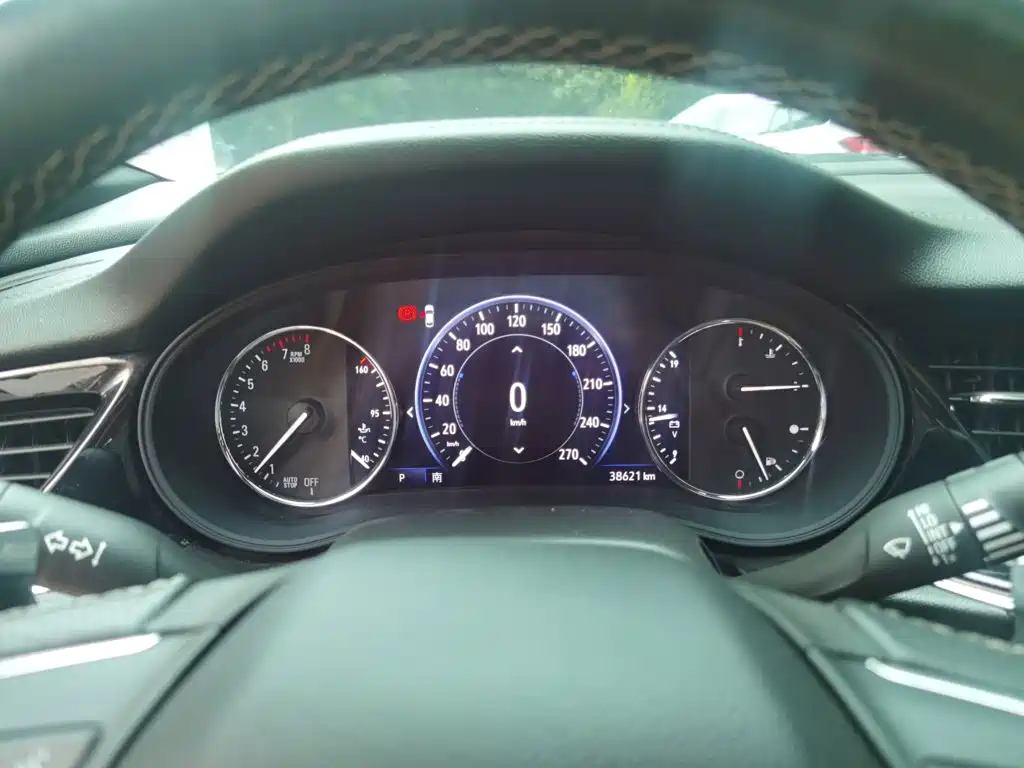 Buick Regal — миниатюра 12