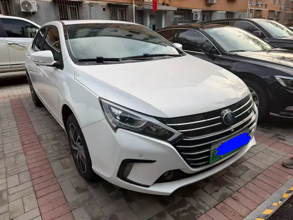 BYD Qin NEV — миниатюра 2